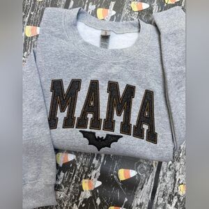 Mama Bat Sweatshirt L NWOT